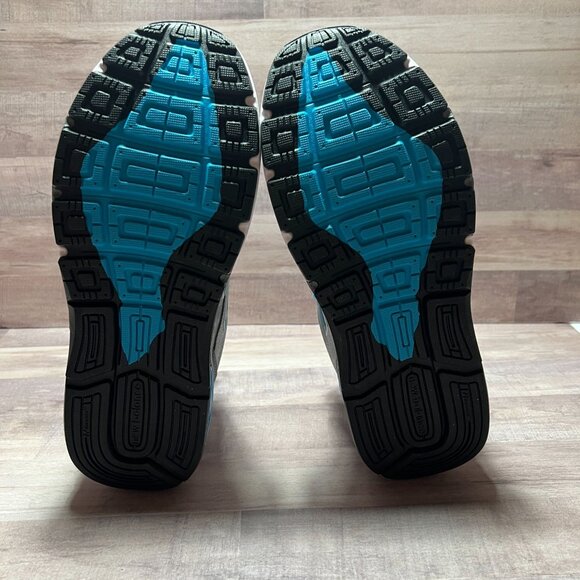 New Balance 1540v3 Running Shoes Wide Width Size 12 Women 10.5 Men - Picture 8 of 11